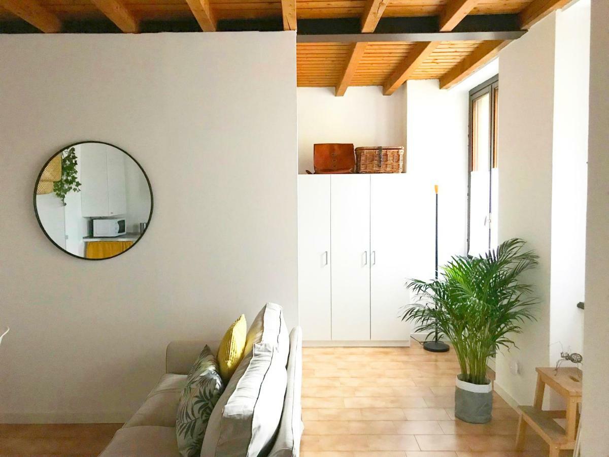 Iris Home Комо Екстериор снимка
